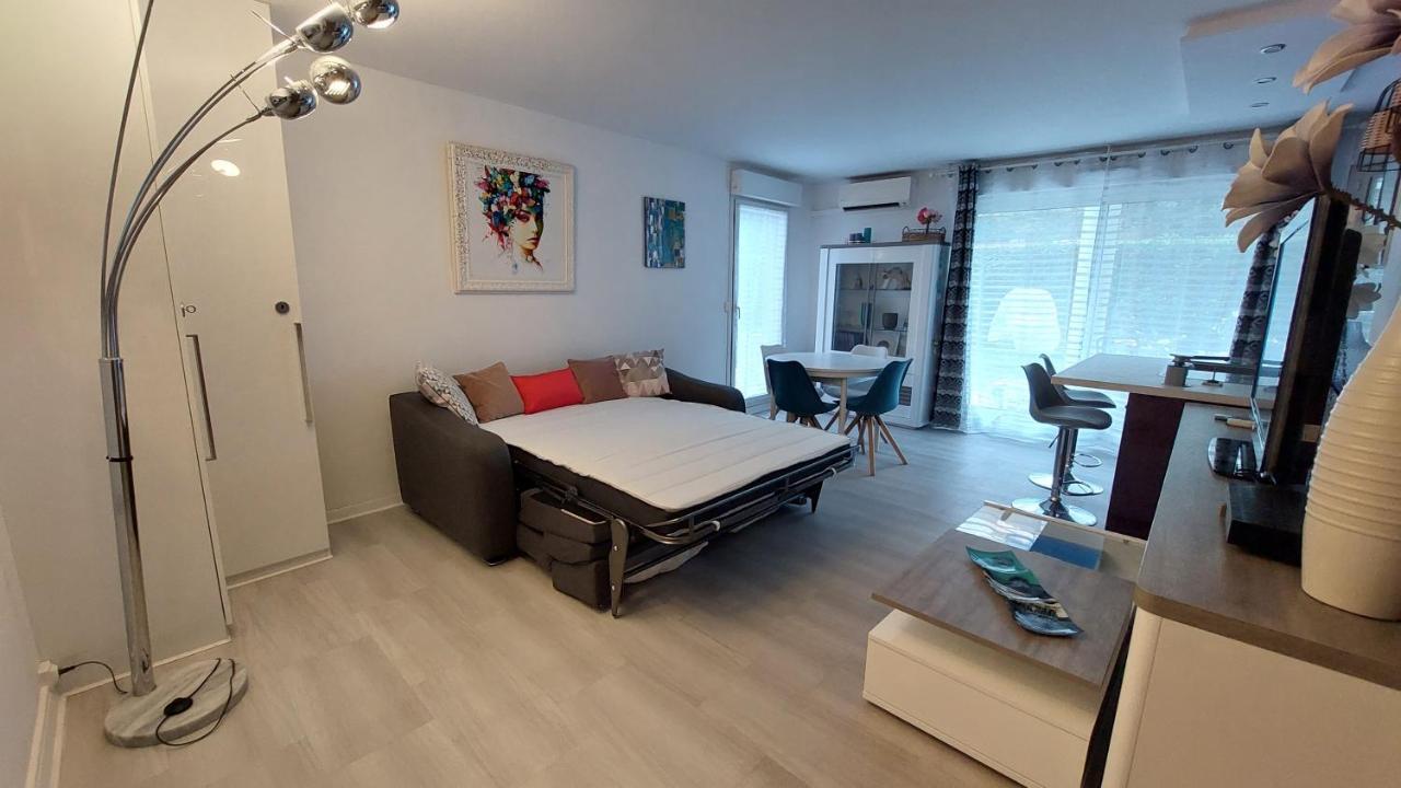 Charmant Appartement Residentiel Avec Terrasse, Jardin Privatif Et Piscine A Cannes كان المظهر الخارجي الصورة