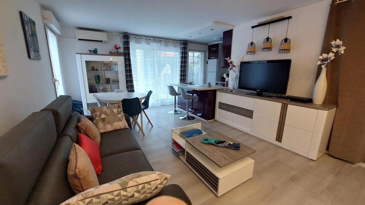 Charmant Appartement Residentiel Avec Terrasse, Jardin Privatif Et Piscine A Cannes كان المظهر الخارجي الصورة