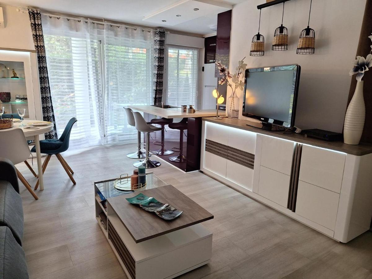 Charmant Appartement Residentiel Avec Terrasse, Jardin Privatif Et Piscine A Cannes كان المظهر الخارجي الصورة